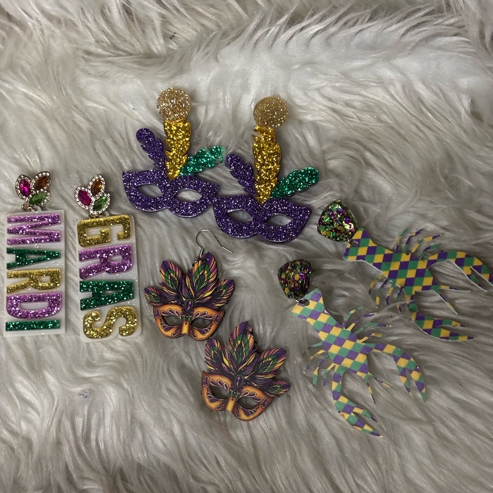Lot of 4 Mardi Gras Earrings Purple Gold Masks Crawfish New Orleans